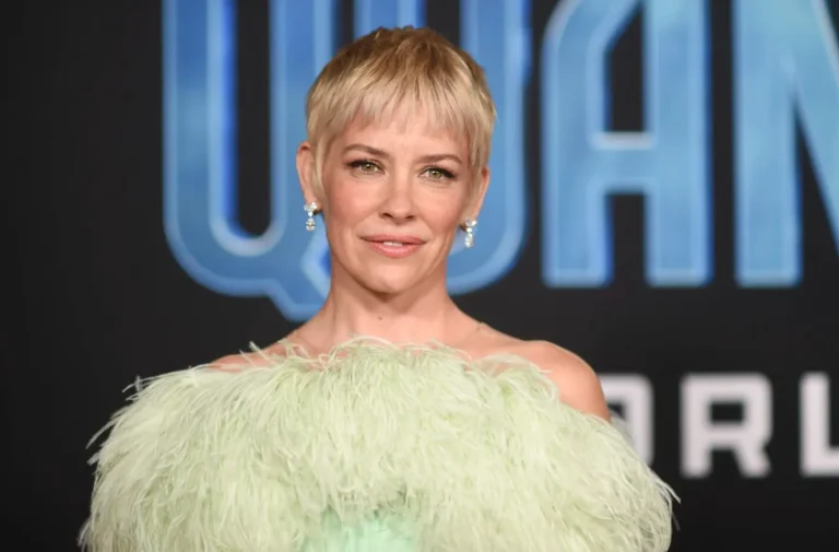 Evangeline Lilly Age, Biography, Career, Net Worth & More