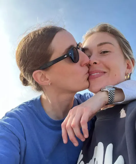 Gabby Windey Girlfriend Shocking Truth Revealed!