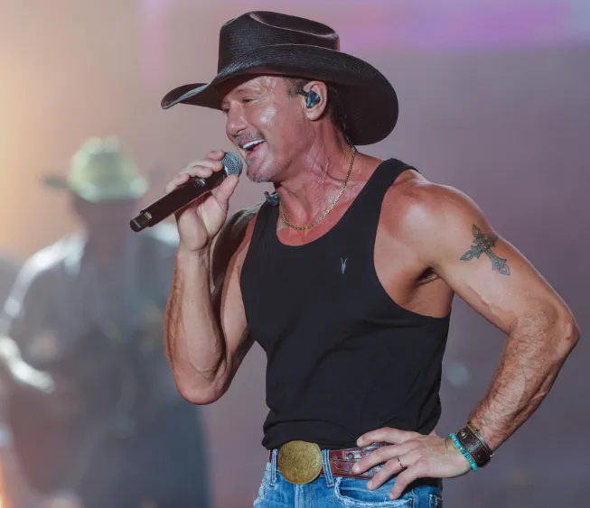 Tim McGraw Height Biography, Career, Net Worth & Lifestyle (2025)
